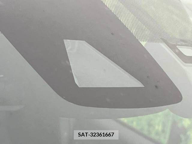 Toyota PRIUS 2022-04 332207-3