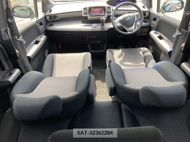Honda FREED SPIKE 2011-11 270658-4
