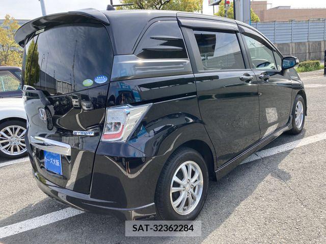 Honda FREED SPIKE 2011-11 270658-3