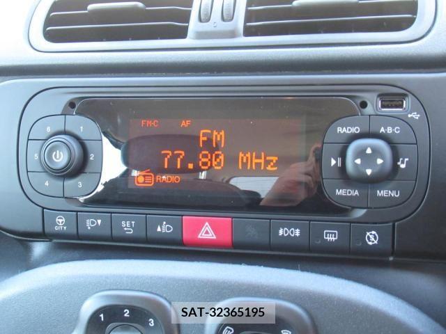Fiat PANDA 2023-01 380635-12