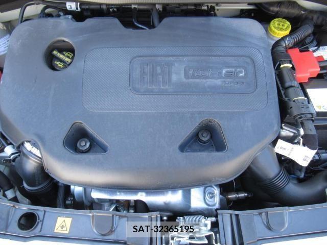Fiat PANDA 2023-01 380635-19