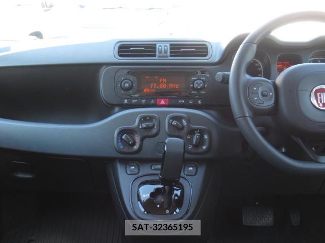 Fiat PANDA 2023-01 380635-17
