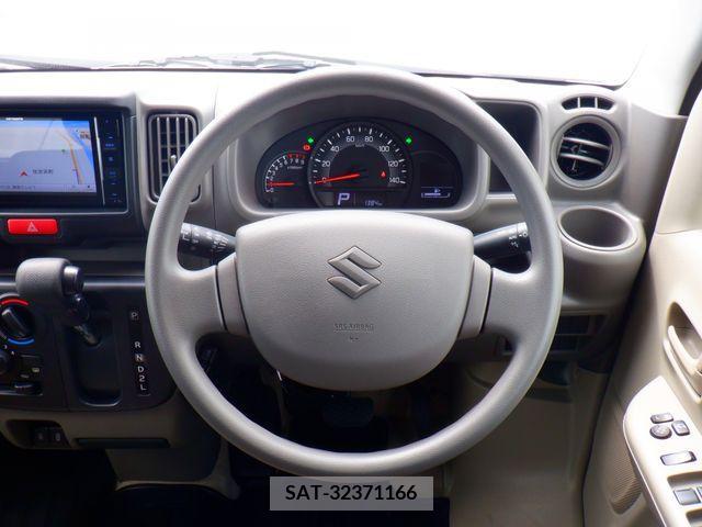 Suzuki EVERY 2023-07 301659-3