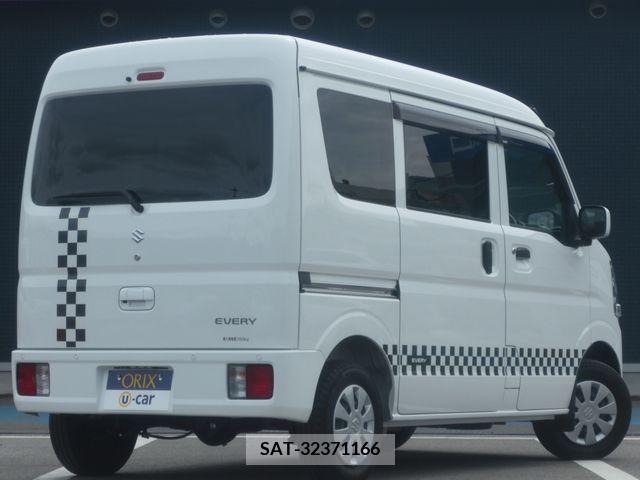 Suzuki EVERY 2023-07 301659-2