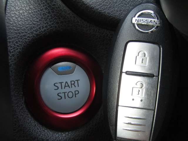 Nissan NOTE 2017-11 25041-7