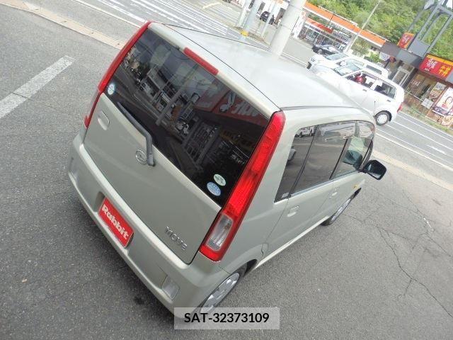 Daihatsu MOVE 2006-03 352944-7
