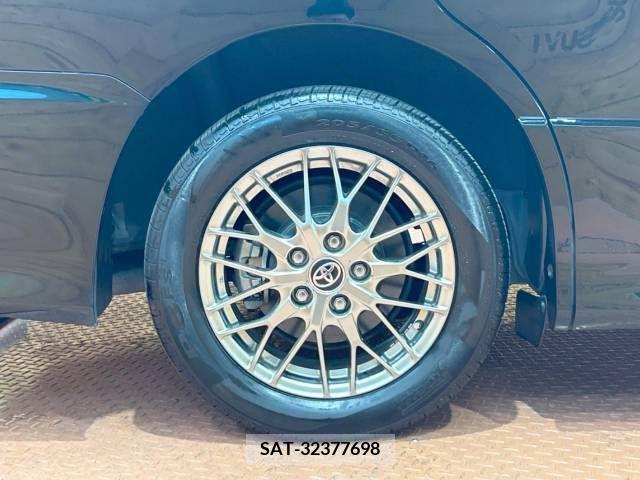 Toyota VOXY HYBRID 2019-01 289393-14