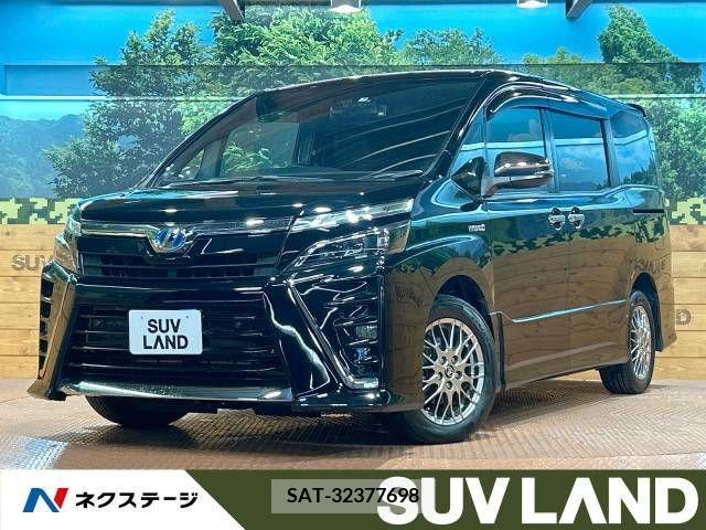 Toyota VOXY HYBRID 2019-01 289393-0