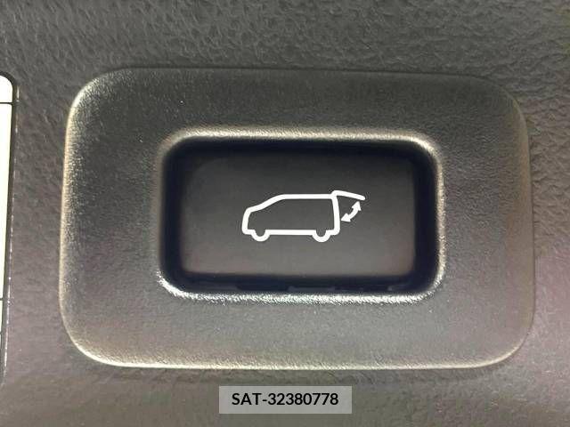 Toyota VELLFIRE 2017-09 394733-7