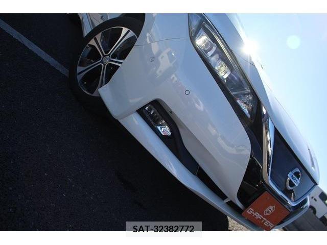 Nissan LEAF 2017-01 226351-12