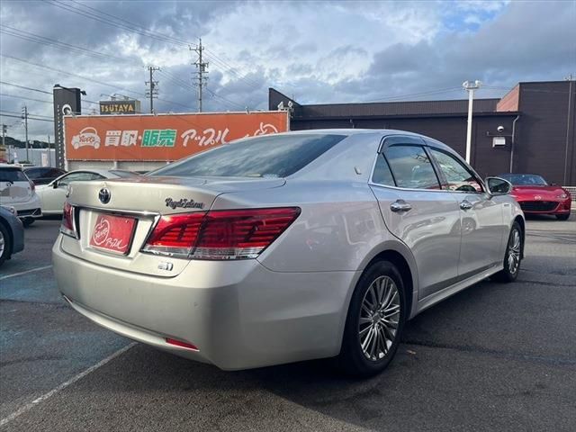 Toyota CROWN SEDAN 2015-11 11190-4