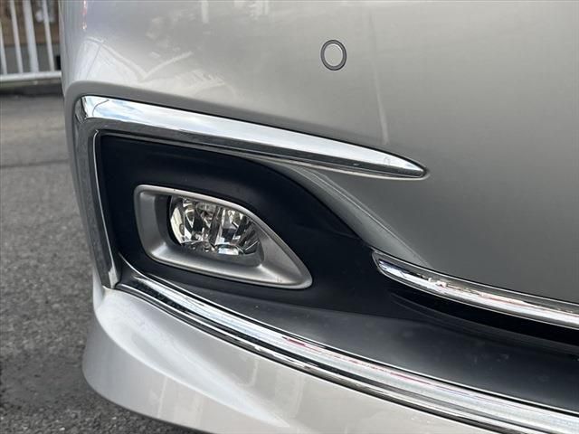 Toyota CROWN SEDAN 2015-11 11190-11