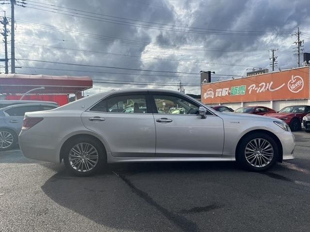 Toyota CROWN SEDAN 2015-11 11190-3