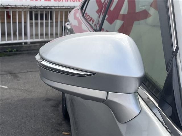 Toyota CROWN SEDAN 2015-11 11190-13