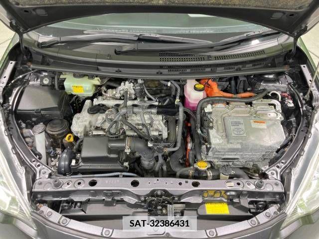 Toyota AQUA 2014-03 379718-18