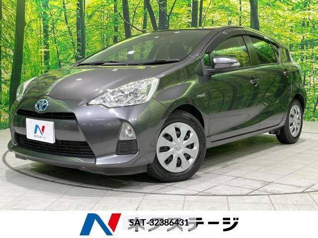 Toyota AQUA 2014-03 379718-0