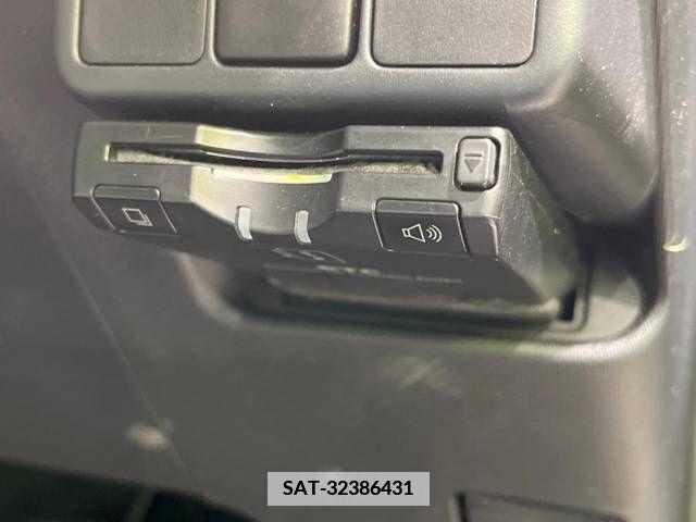 Toyota AQUA 2014-03 379718-4