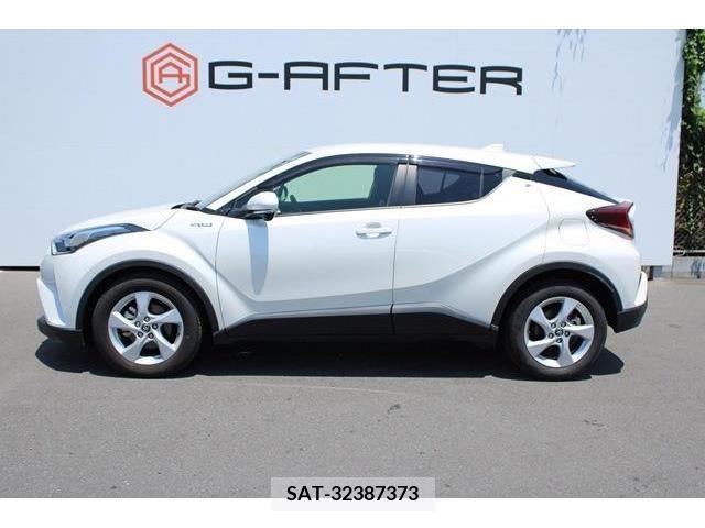 Toyota C-HR 2019-09 351857-9