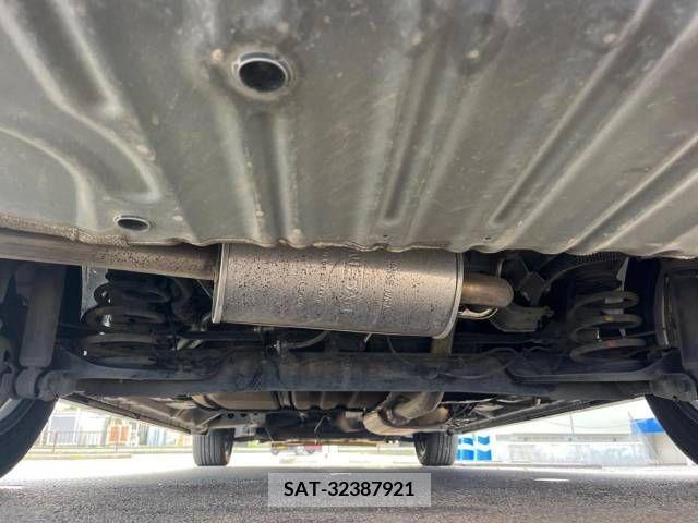 Nissan SERENA 2018-01 324933-19