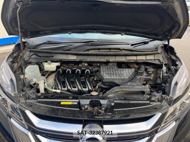 Nissan SERENA 2018-01 324933-18