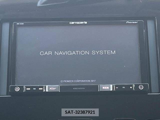 Nissan SERENA 2018-01 324933-2