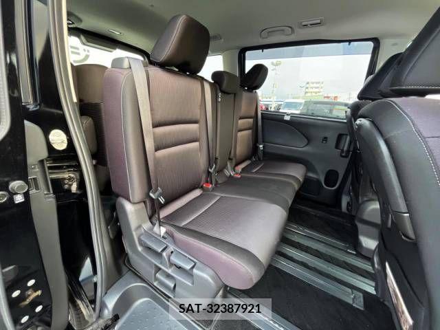 Nissan SERENA 2018-01 324933-10