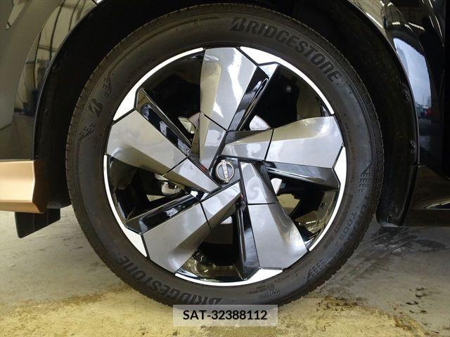 Nissan AURA 2021-12 331831-28