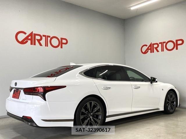 Lexus LS 2023-02 388116-24
