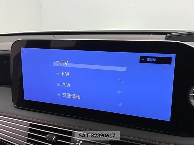 Lexus LS 2023-02 388116-4