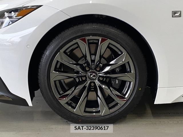 Lexus LS 2023-02 388116-9