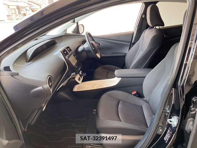 Toyota PRIUS 2017-11 283096-5