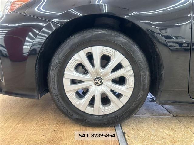 Toyota PRIUS 2022-02 283098-15