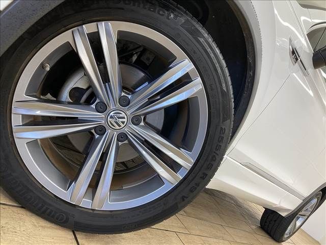 VolksWagen TIGUAN 2018-10 13413-19