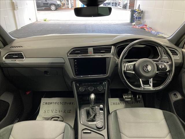 VolksWagen TIGUAN 2018-10 13413-1