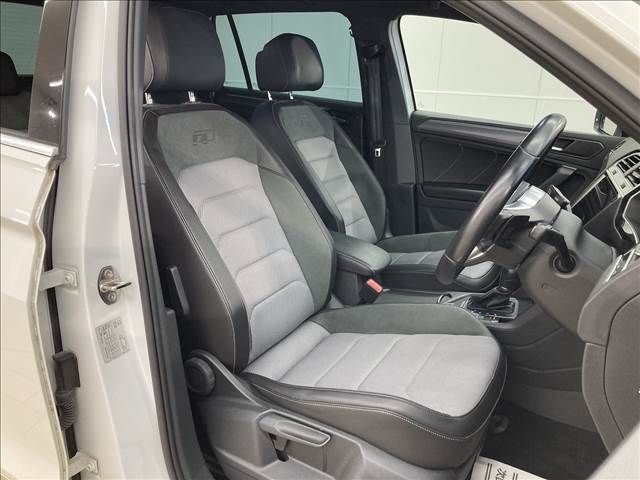 VolksWagen TIGUAN 2018-10 13413-11