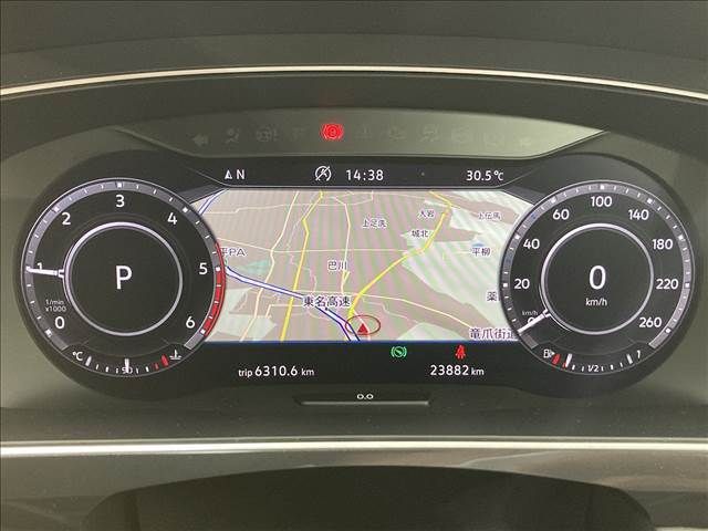 VolksWagen TIGUAN 2018-10 13413-7