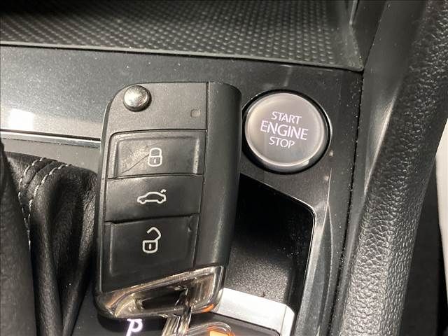 VolksWagen TIGUAN 2018-10 13413-10