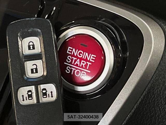 Honda N BOX 2014-10 337719-6