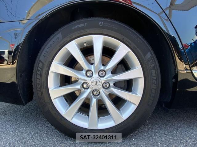 Lexus LS 2015-06 275468-27