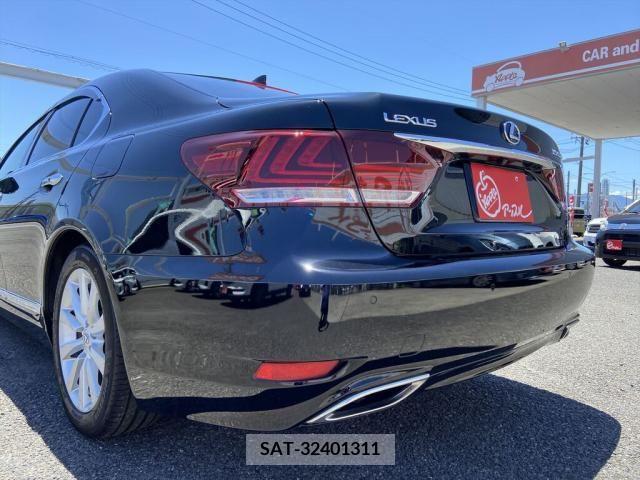 Lexus LS 2015-06 275468-12