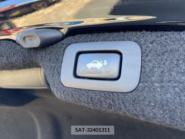 Lexus LS 2015-06 275468-17