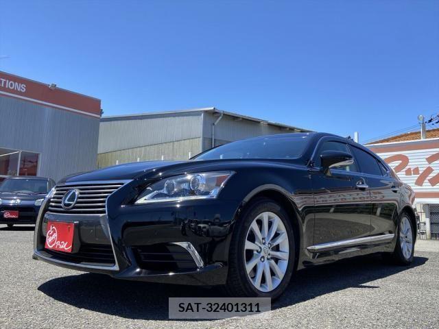 Lexus LS 2015-06 275468-6