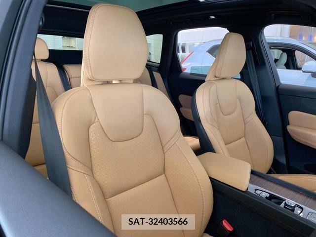 Volvo XC60 2023-05 288811-6