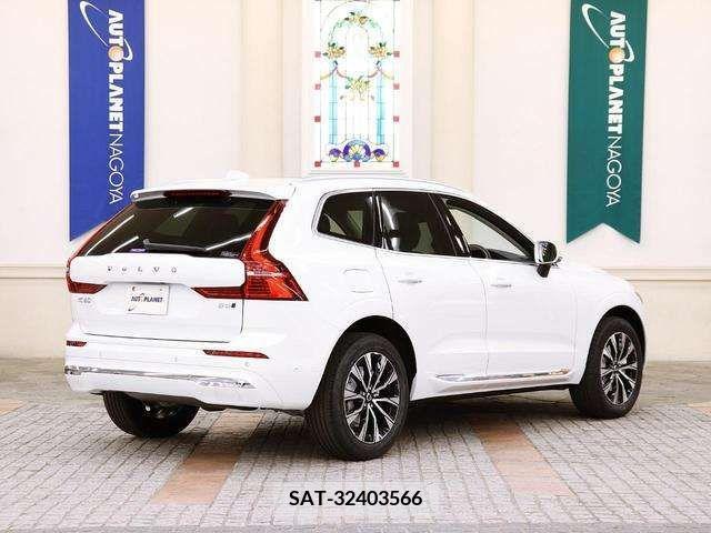 Volvo XC60 2023-05 288811-1