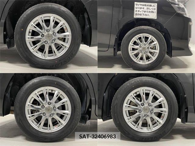 Toyota VOXY 2015-01 288875-16