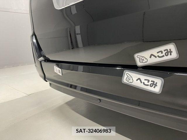 Toyota VOXY 2015-01 288875-19