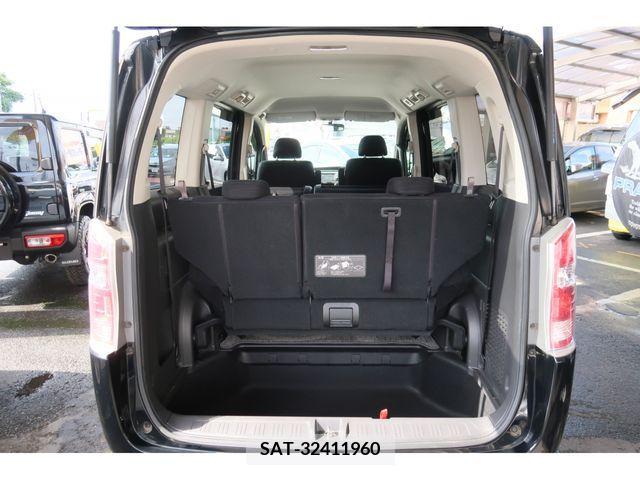 Honda STEP WGN 2011-07 335681-24
