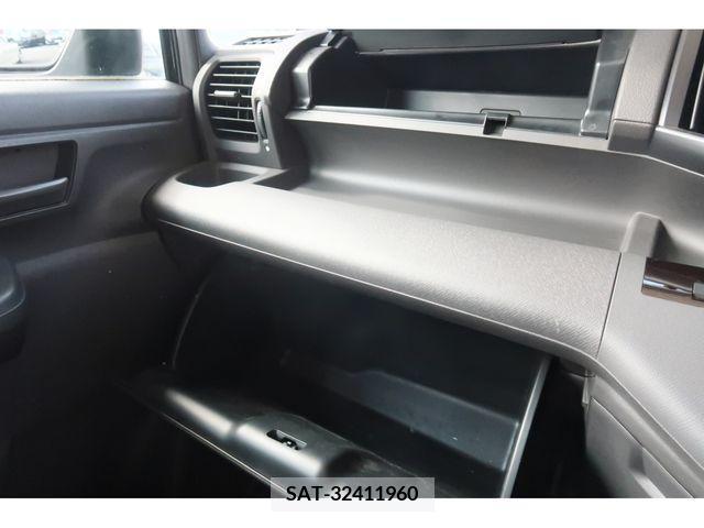 Honda STEP WGN 2011-07 335681-15