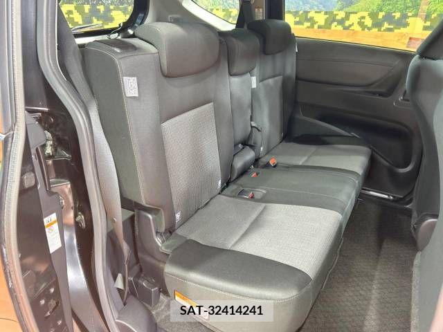 Toyota SIENTA 2018-12 210532-9