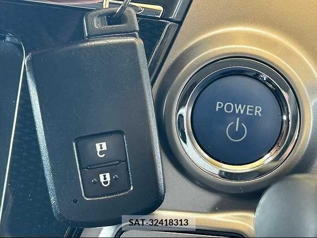 Toyota PRIUS ALPHA 2020-04 216934-14